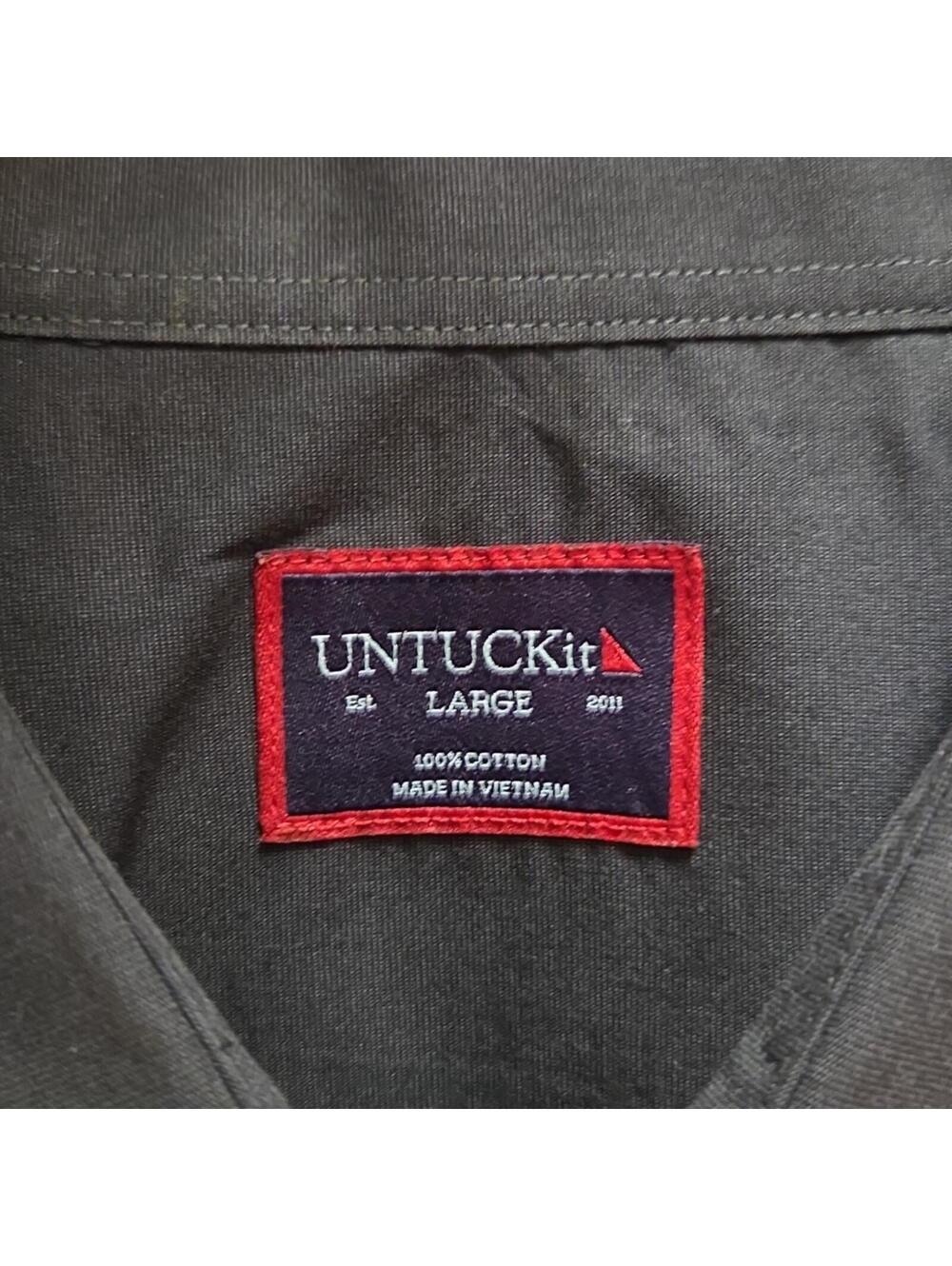 UNTUCKit | Button Down Short Sleeve | Large - Picture 2 of 3
